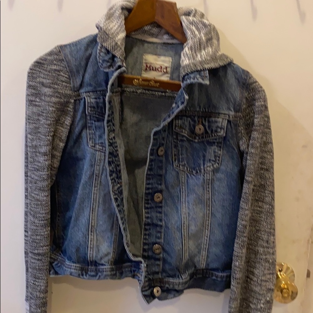 Denim hood jean jacket w/ sweater sleeves
